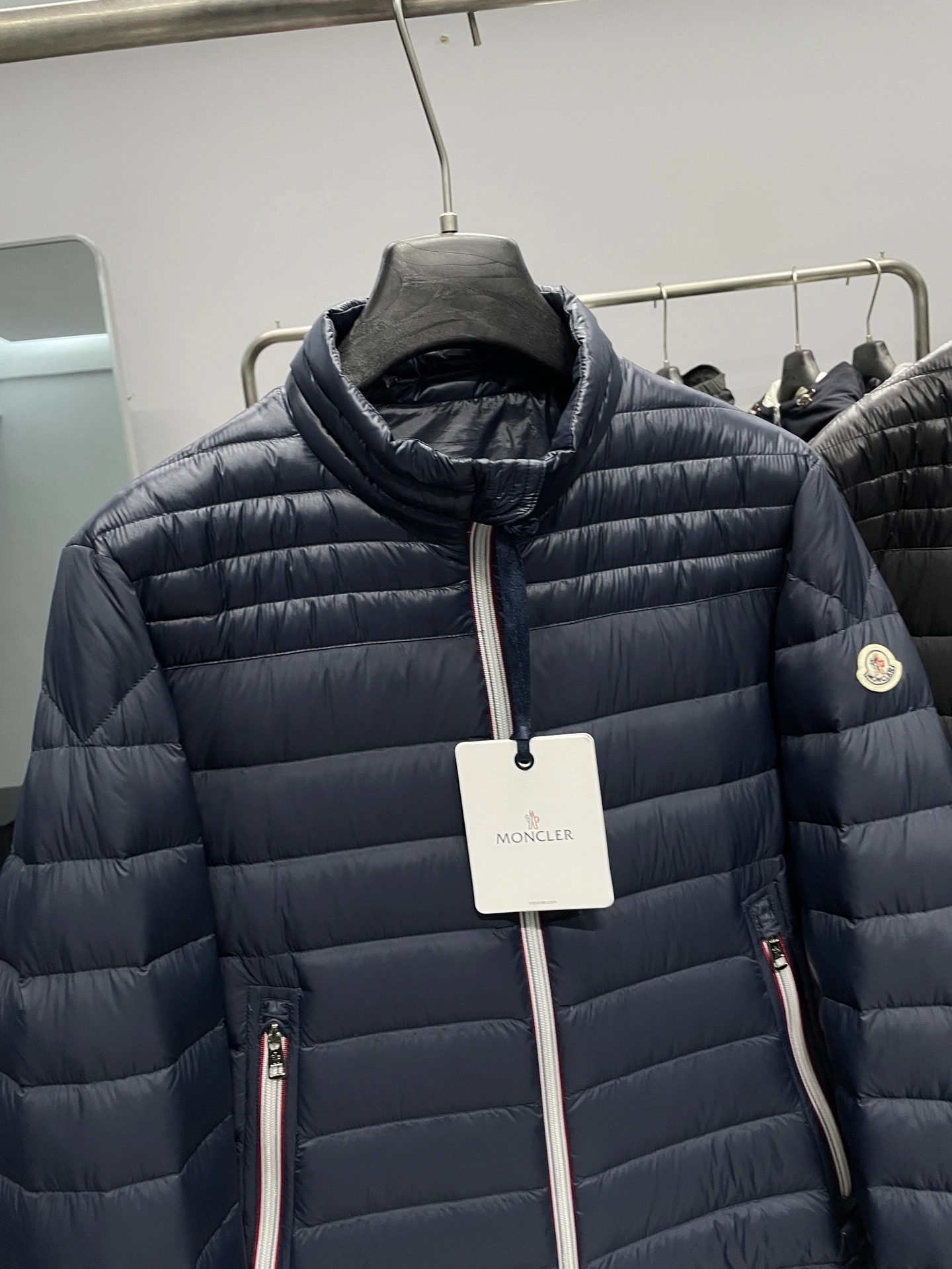 wg.luxury-- 7o9385r Down jacket white duck down nylon 2colour item: E-F000J1308-2